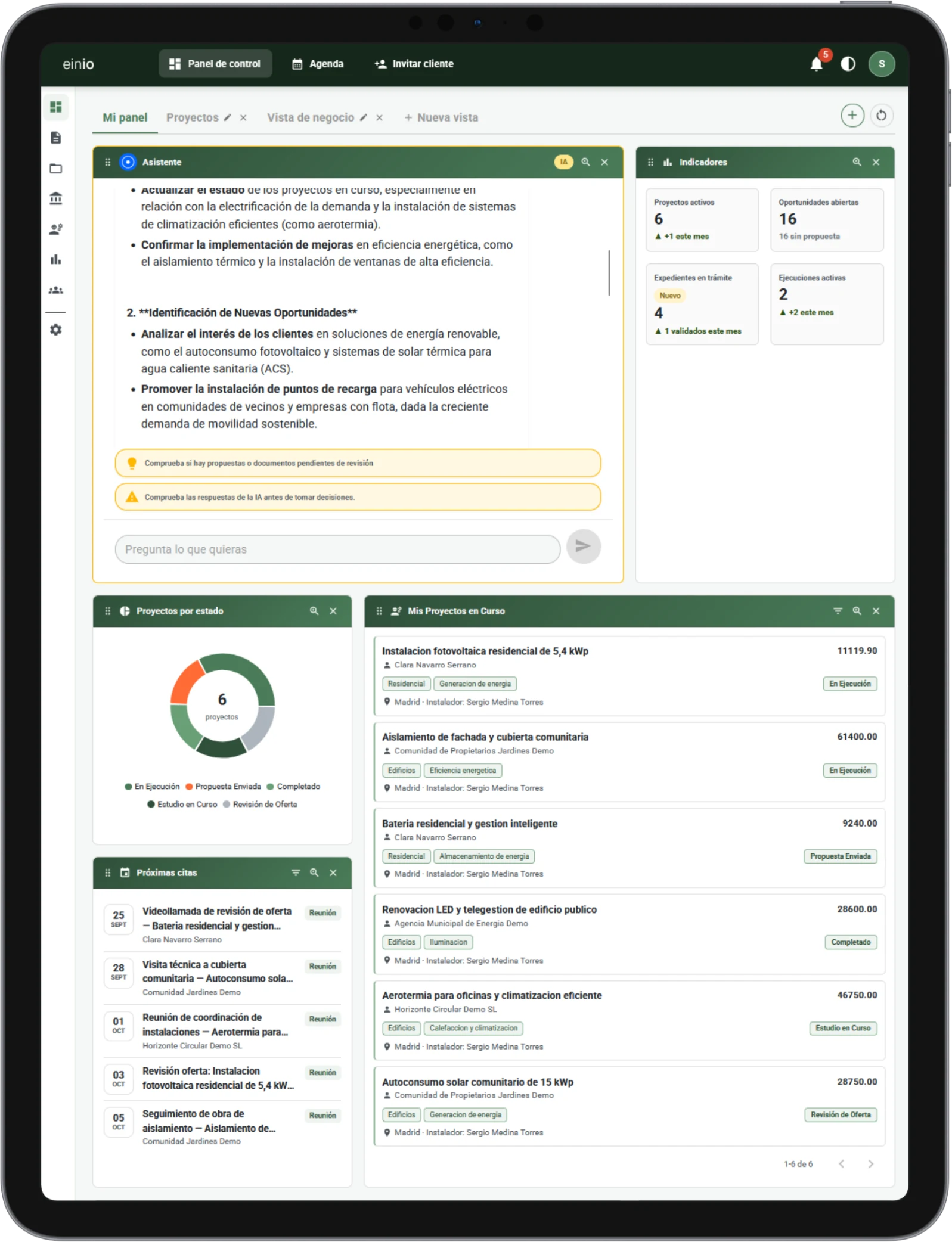 Panel de control de einio en una tablet, en modo claro